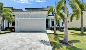 6530 SIMONE SHORES CIRCLE, Apollo Beach, Florida, 33572, United States, 7 Bedrooms Bedrooms, 11 Rooms Rooms,4 BathroomsBathrooms,Waterfront,For Sale,SIMONE SHORES CIRCLE,1894808